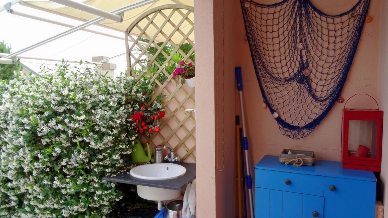 La Casa Dei Limoni Bed and Breakfast Genua Exteriör bild