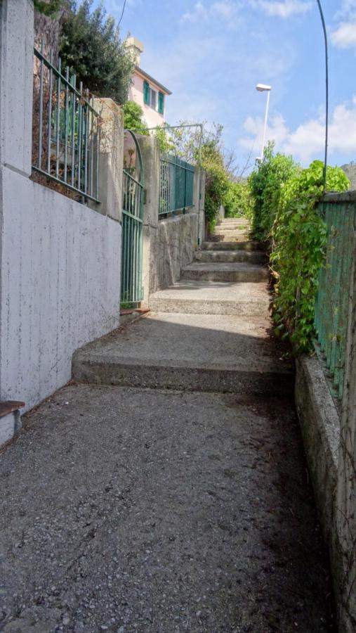 La Casa Dei Limoni Bed and Breakfast Genua Exteriör bild